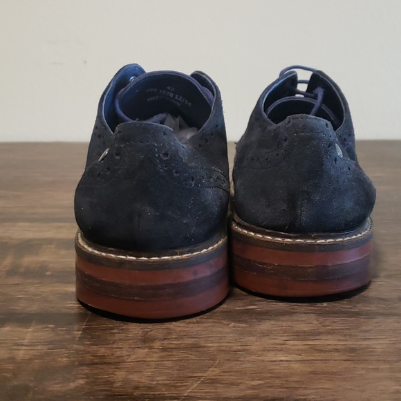 Base London - Picture 3 of 6